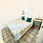 La Perla Del Porto Di House