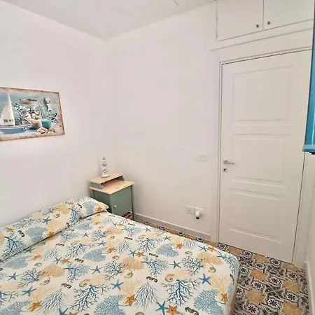 La Perla Del Porto Di House Maison d'hôtes 3*