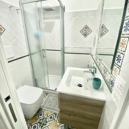 La Perla Del Porto Di House Гостевой дом 3*