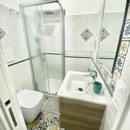 La Perla Del Porto Di House Гостевой дом 3*