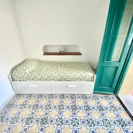 Maison d'hôtes La Perla Del Porto Di House 3*