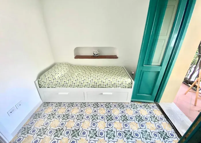 Casa de hóspedes La Perla Del Porto Di House 3*