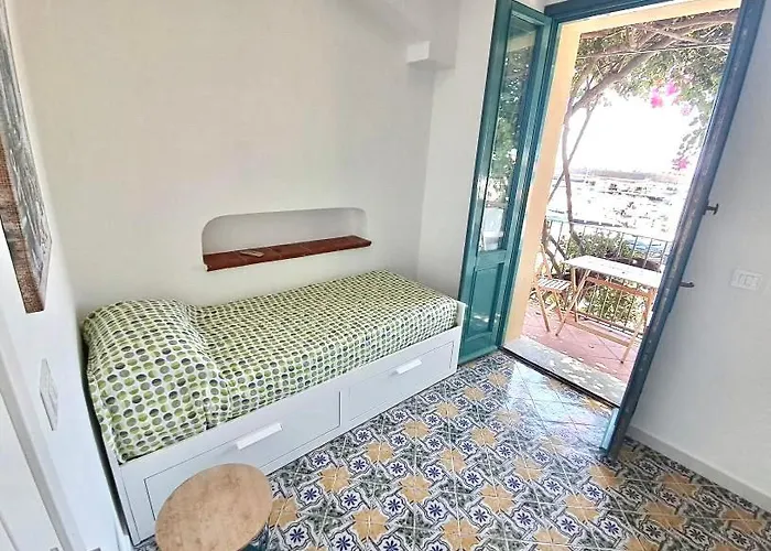 Casa de hóspedes La Perla Del Porto Di House